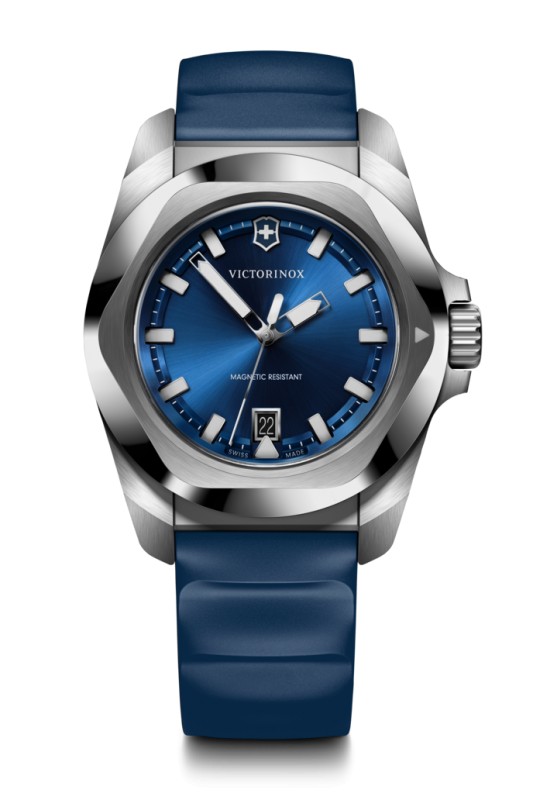 VICTORINOX INOX 41MM BLUE DIAL BLUE RUBBER LINE UP V242084