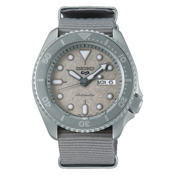 SEIKO 5 SPORTS STREET STYLE -CEMENT- SRPG61K1